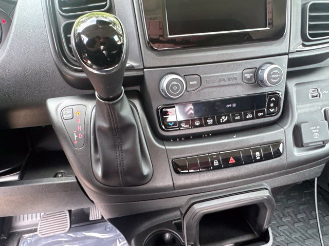 New 2026 RAM ProMaster 2500 w/ Convenience Group FWD image 19