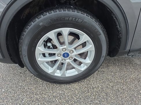 Used 2022 Ford Escape SE w/ Cold Weather Package image 10