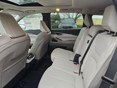 New 2026 INFINITI QX60 Luxe w/ Cargo Package image 21