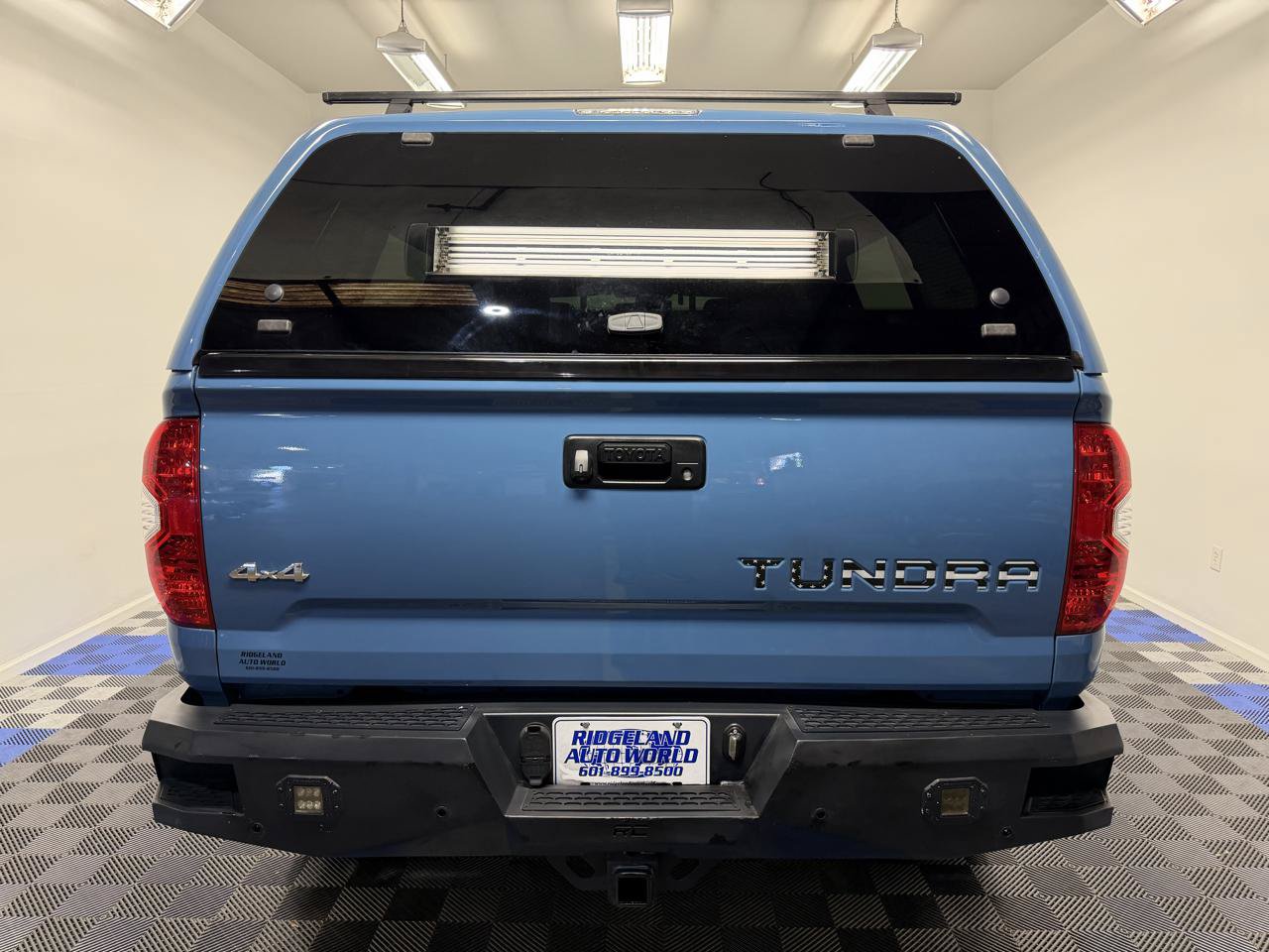 Used 2021 Toyota Tundra SR5 w/ SR5 Leather Package AWD/4WD image 12