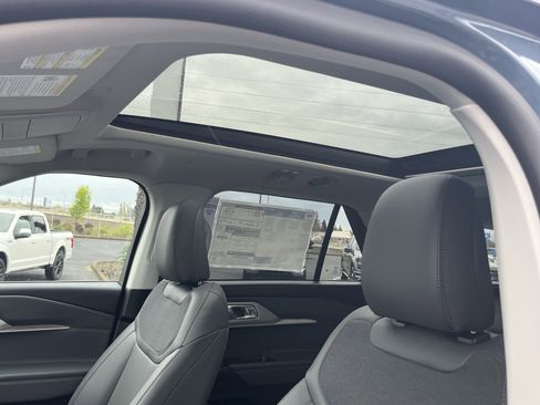 New 2026 Ford Explorer Active w/ Active Comfort Package AWD/4WD image 17