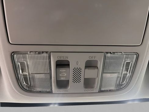 Used 2010 Honda CR-V EX-L image 18