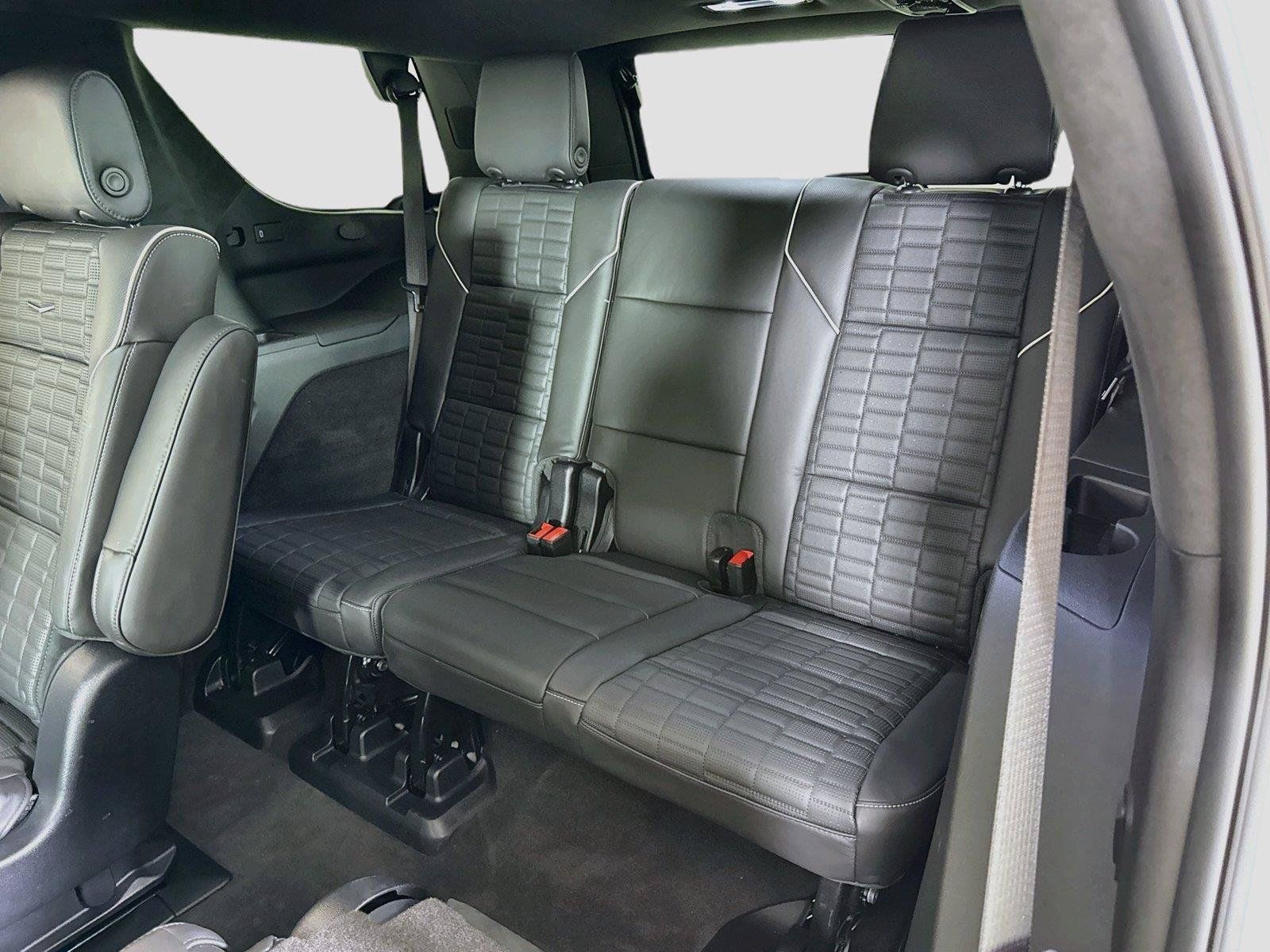 Used 2025 Cadillac Escalade V w/ LPO, ONYX Package AWD/4WD image 27