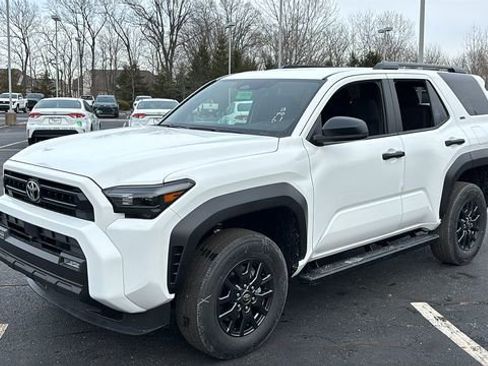 New 2026 Toyota 4Runner SR5 image 2