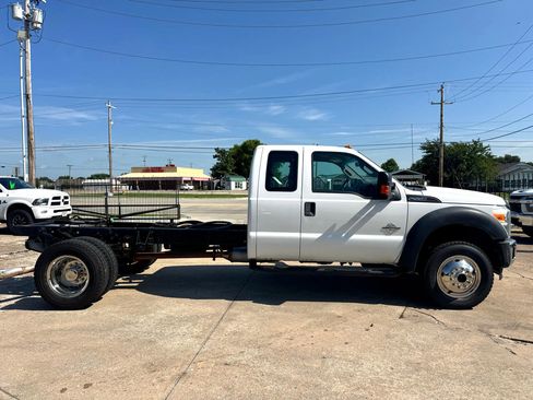 Used 2016 Ford F550 SuperCab DRW 4WD image 5