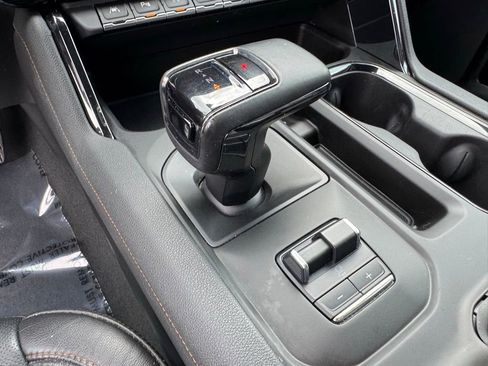 Used 2023 GMC Sierra 1500 AT4 image 25