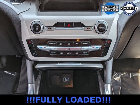 Used 2022 Ford Explorer XLT w/ Equipment Group 202A image 28