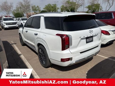Used 2022 Hyundai Palisade Calligraphy image 4