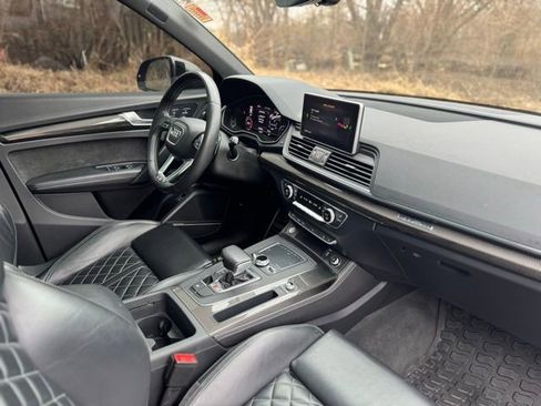 Used 2020 Audi SQ5 Premium Plus w/ Premium Plus Package AWD/4WD image 19