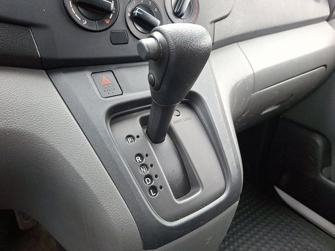 Used 2015 Nissan NV200 S image 14