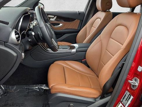 Certified 2022 Mercedes-Benz GLC 300 4MATIC image 17