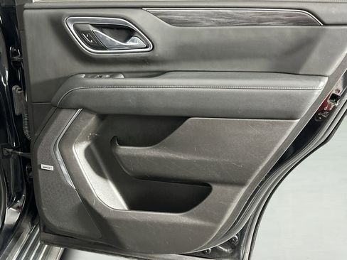 Used 2021 GMC Yukon SLT w/ SLT Luxury Plus Package image 32