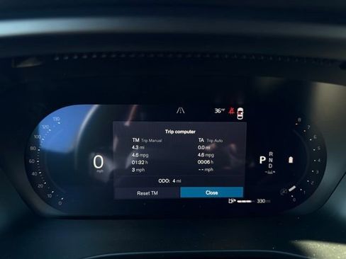 New 2026 Volvo XC40 B5 Ultra w/ Protection Package Premier image 16