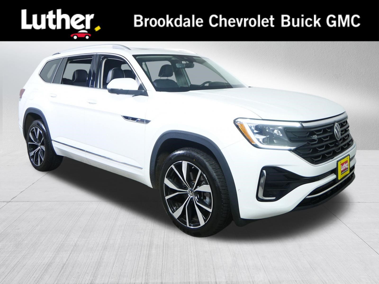 Used 2024 Volkswagen Atlas SEL Premium R-Line AWD/4WD image 1