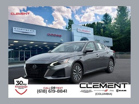 Used 2023 Nissan Altima 2.5 SV AWD/4WD image 1