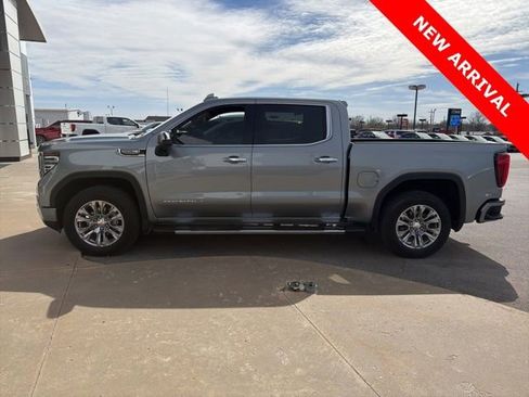 Used 2023 GMC Sierra 1500 Denali w/ Technology Package image 9