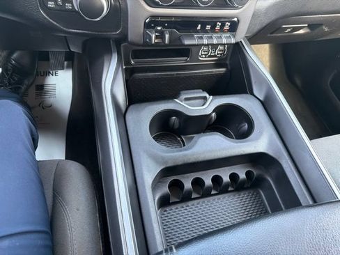 Used 2020 RAM 1500 Big Horn AWD/4WD image 14