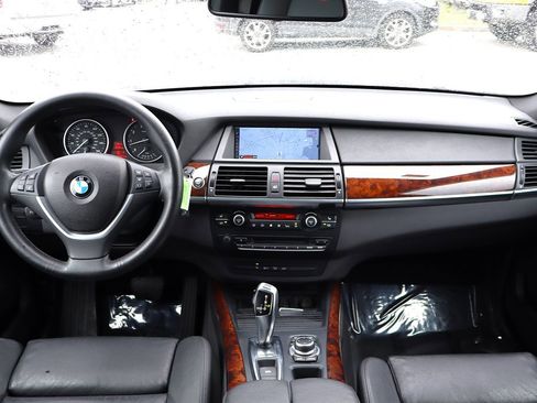 Used 2010 BMW X5 xDrive48i AWD/4WD image 12