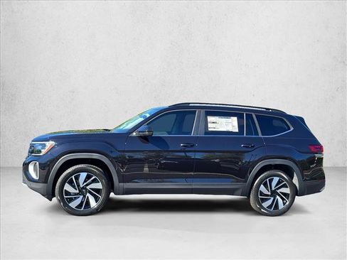 New 2026 Volkswagen Atlas SE FWD image 7