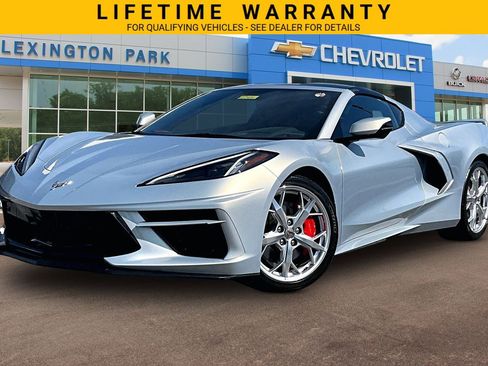 Used 2023 Chevrolet Corvette Stingray Preferred Cpe w/ Z51 Performance Package RWD image 12