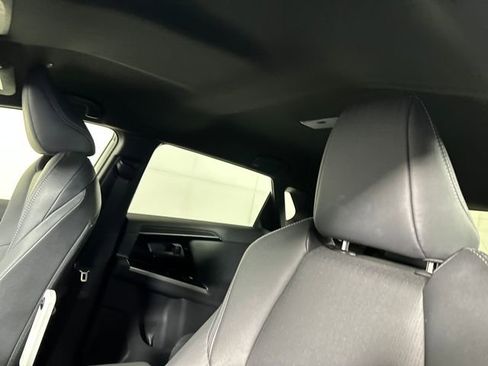 Used 2024 Subaru Solterra Limited image 12