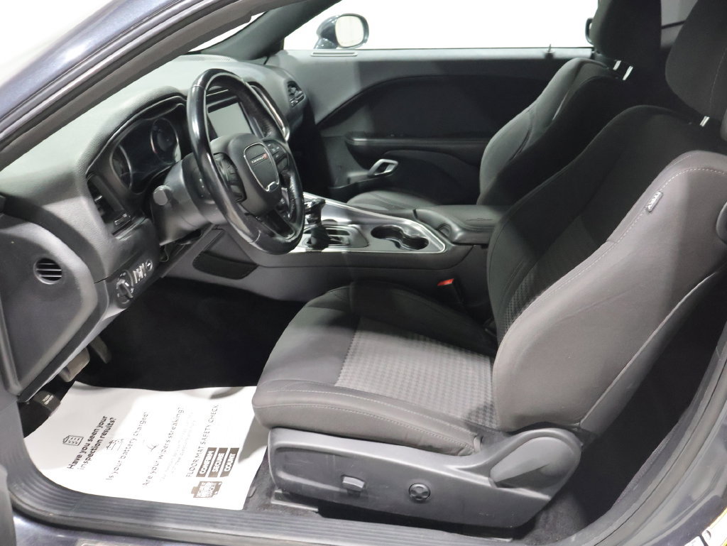 Used 2016 Dodge Challenger SXT w/ Sound Group RWD image 2