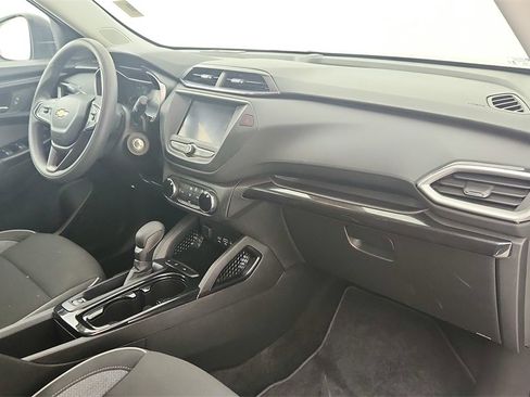 Certified 2023 Chevrolet TrailBlazer LS image 28