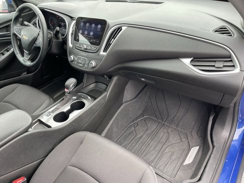 Certified 2023 Chevrolet Malibu RS w/ LPO, Floor Liner Package image 13