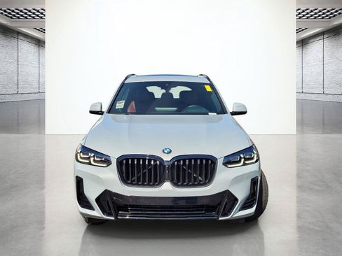 Used 2024 BMW X3 xDrive30i w/ Premium Package AWD/4WD image 4