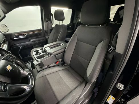 Used 2025 Chevrolet Silverado 1500 LT RWD image 19