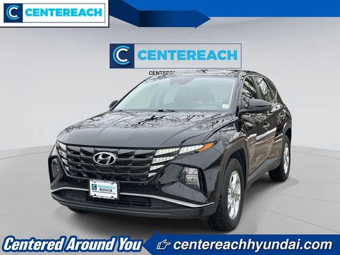 Used 2024 Hyundai Tucson SE AWD/4WD image 1
