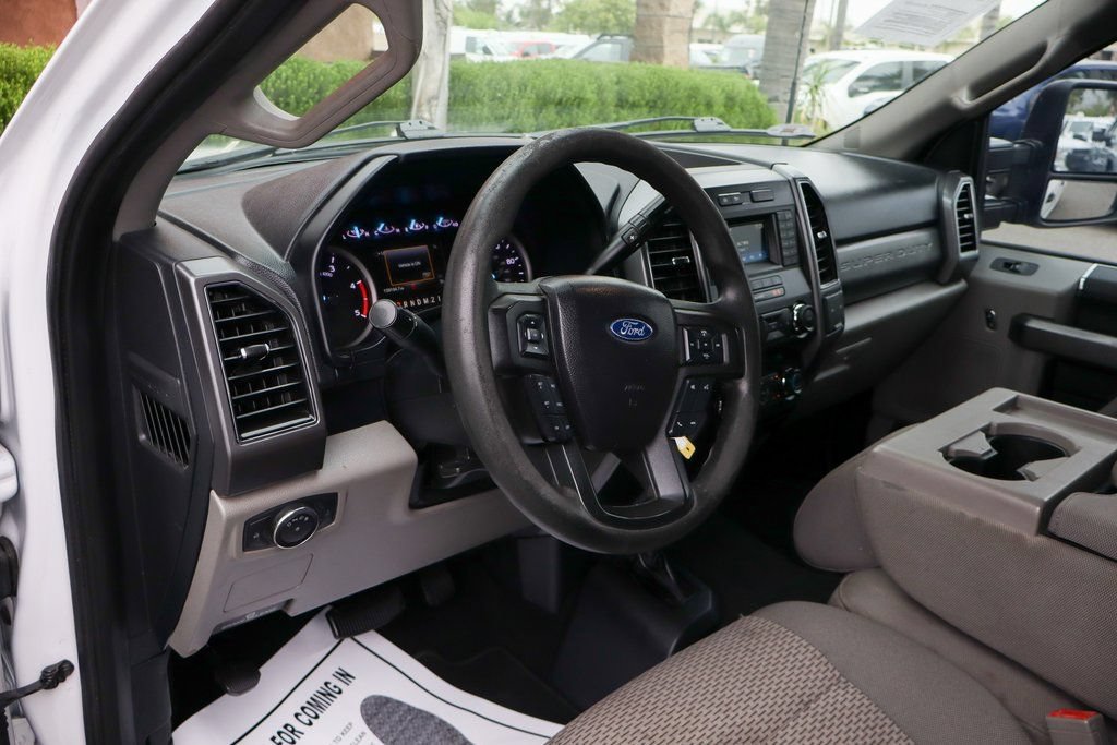 Used 2019 Ford F350 XLT AWD/4WD image 14