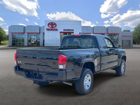 Certified 2023 Toyota Tacoma SR AWD/4WD image 6