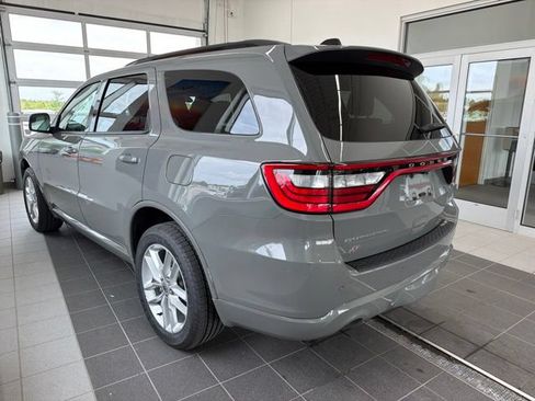 Used 2024 Dodge Durango GT AWD/4WD image 3