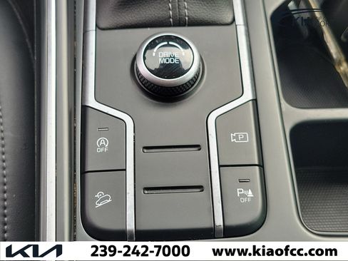 Certified 2023 Kia Sorento S FWD image 27