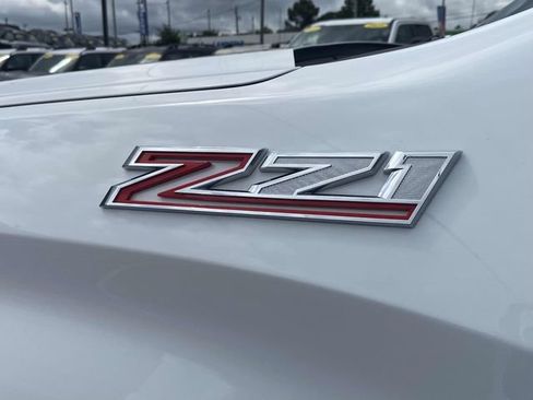 Used 2025 Chevrolet Silverado 1500 LTZ AWD/4WD image 9