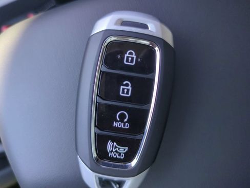 New 2026 Hyundai Venue SEL FWD image 37