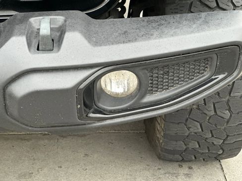 Used 2021 Jeep Gladiator Sport image 10