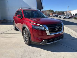 Used 2022 Nissan Pathfinder SL w/ SL Premium Package 360° Tour