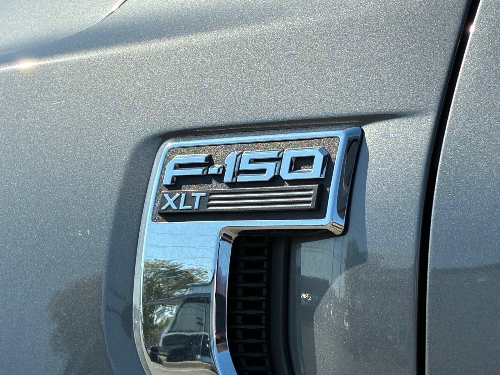 Used 2022 Ford F150 XLT w/ Equipment Group 301A Mid AWD/4WD image 6