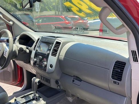 Used 2015 Nissan Frontier SV w/ SV Value Truck Package RWD image 43