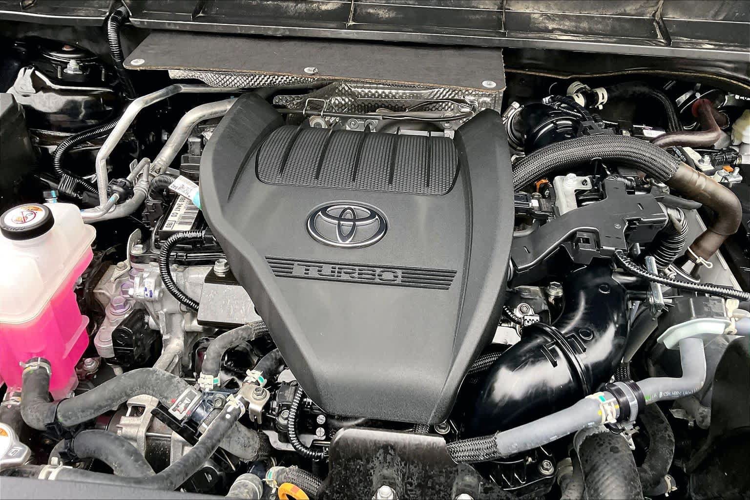 Used 2026 Toyota Highlander XLE AWD/4WD image 32