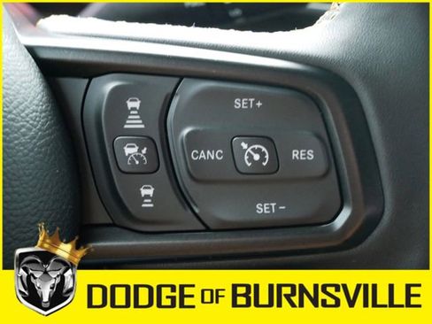 Used 2025 Jeep Wrangler Willys image 25