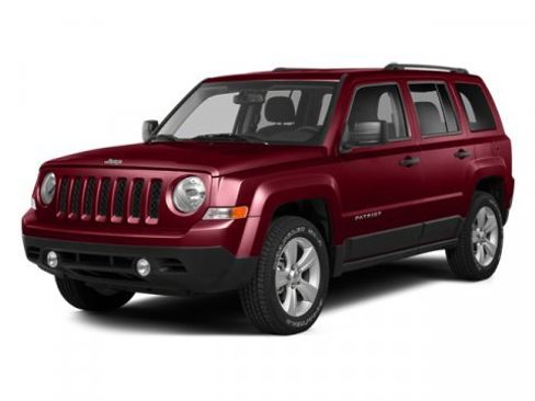Used 2014 Jeep Patriot Latitude image 1