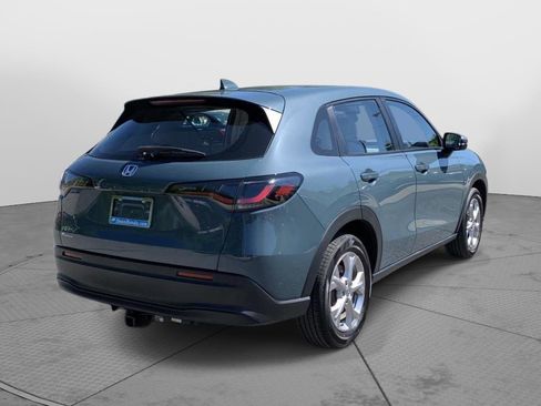 Certified 2023 Honda HR-V LX image 3