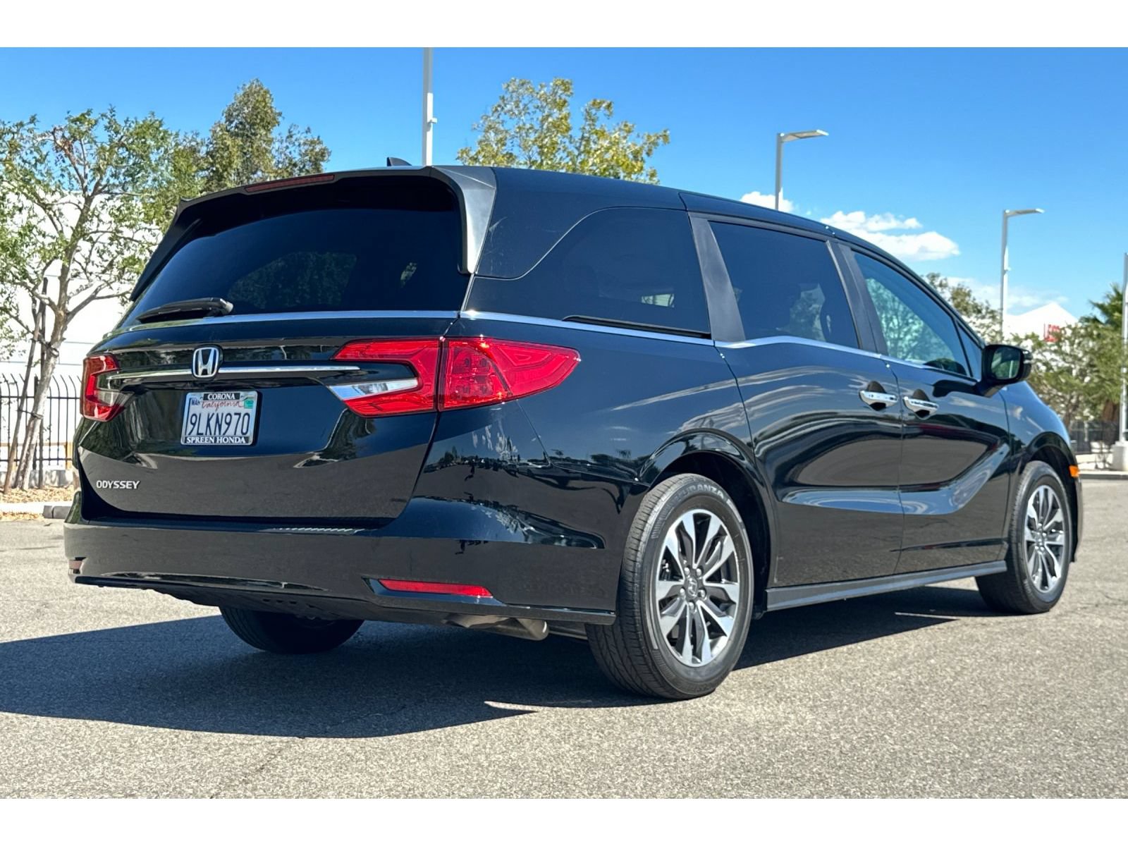 Used 2024 Honda Odyssey Elite image 6