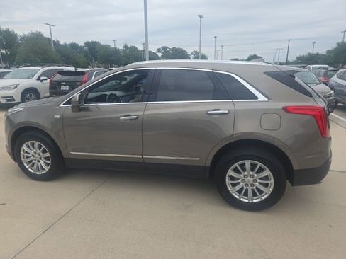 Used 2019 Cadillac XT5 FWD image 5