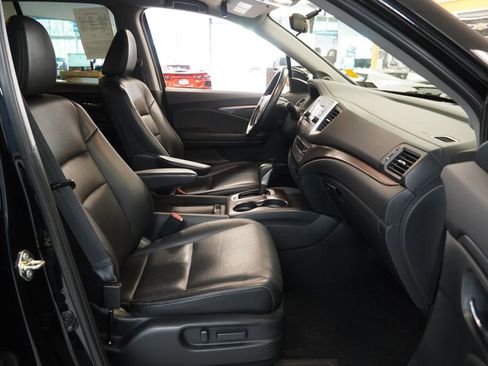 Used 2017 Honda Ridgeline RTL image 34