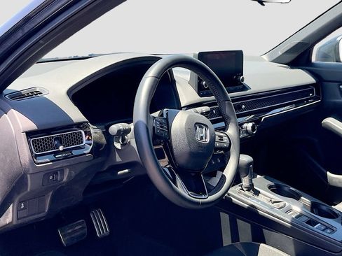 Used 2025 Honda Civic Sport image 9