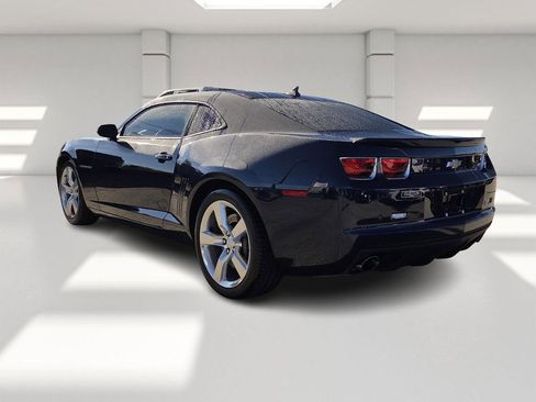 Used 2010 Chevrolet Camaro SS w/ RS Package image 3